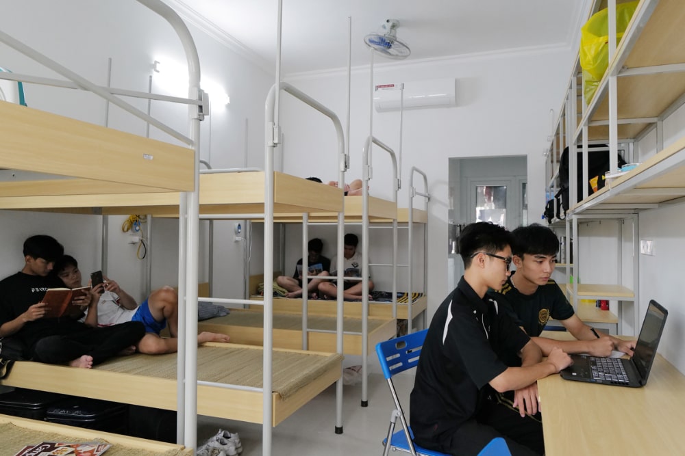ký túc xá trường đại học công nghiệp hà nội