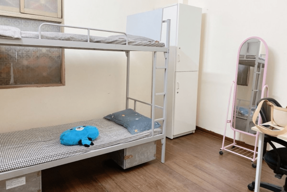 phòng ký túc xá ở ghép