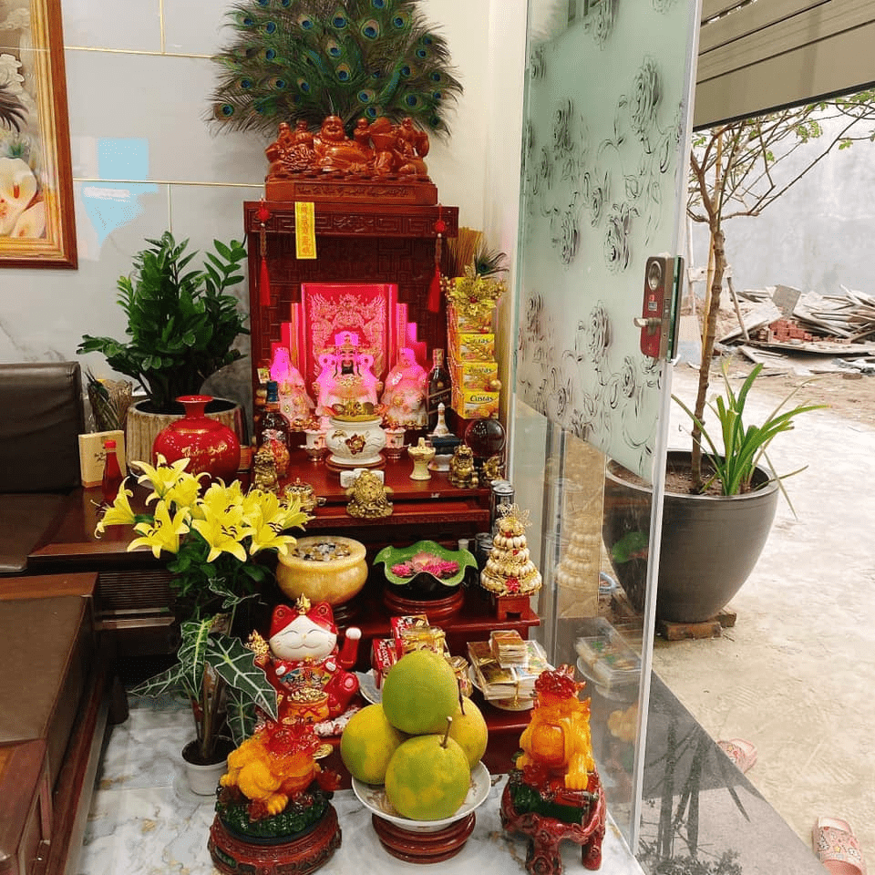 THỜ MẸ QUAN ÂM Ở PHÒNG TRỌ THỂ HIỆN LÒNG TỪ BI VÀ TÍN NGƯỠNG