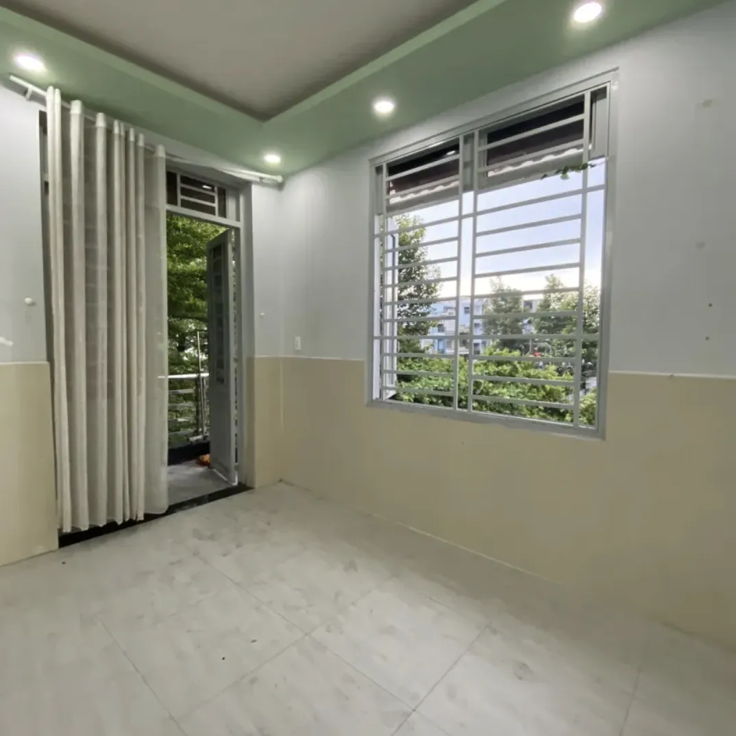 Cho thuê phòng trọ 40m2 mặt tiền khu phố ẩm thực Q.6(cọc giữ phòng trong 3 ngày được giảm tháng đầu)