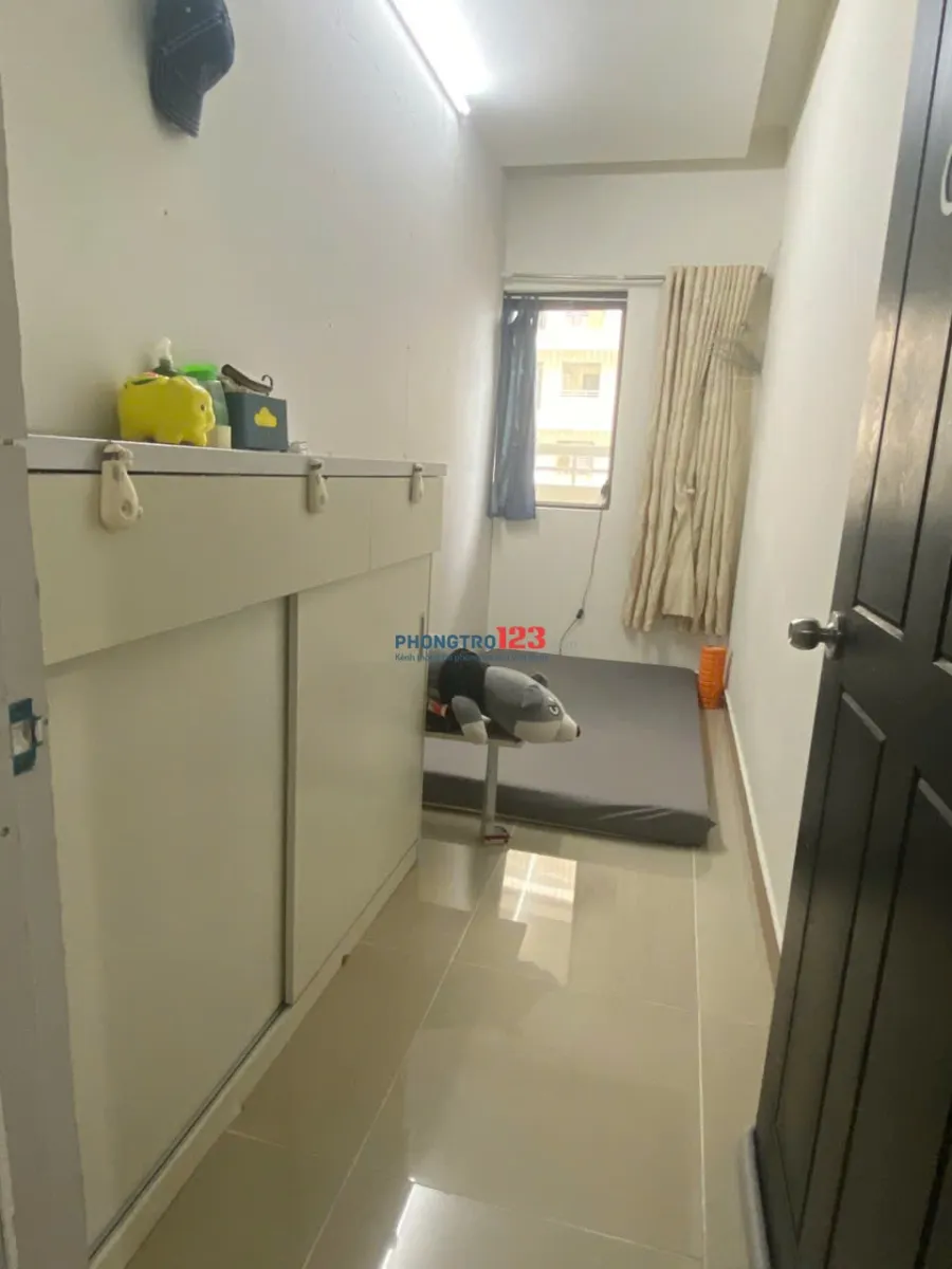 P 2tr5 máy lạnh, đầy đủ nội thất kế bên Phú Mỹ Hưng, Vivo City, Cầu Phú Mỹ, KCX