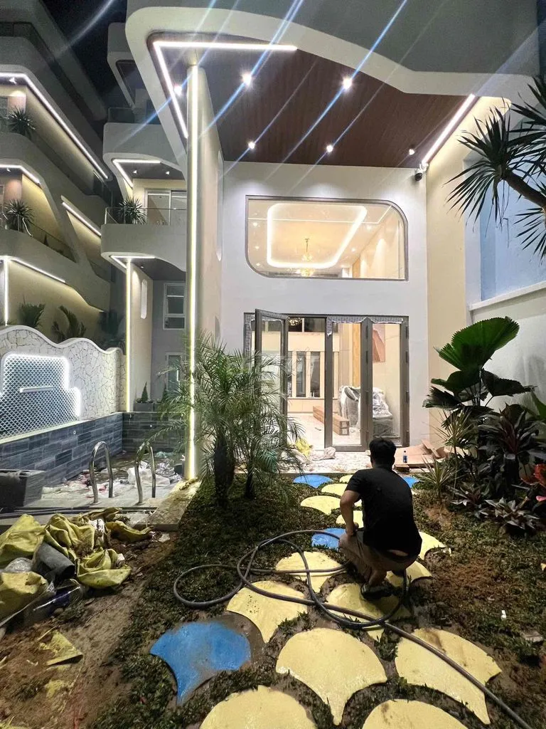 CHO THUÊ CỤM 3 VILLA MỚI, TỔNG 18 PHÒNG NGỦ