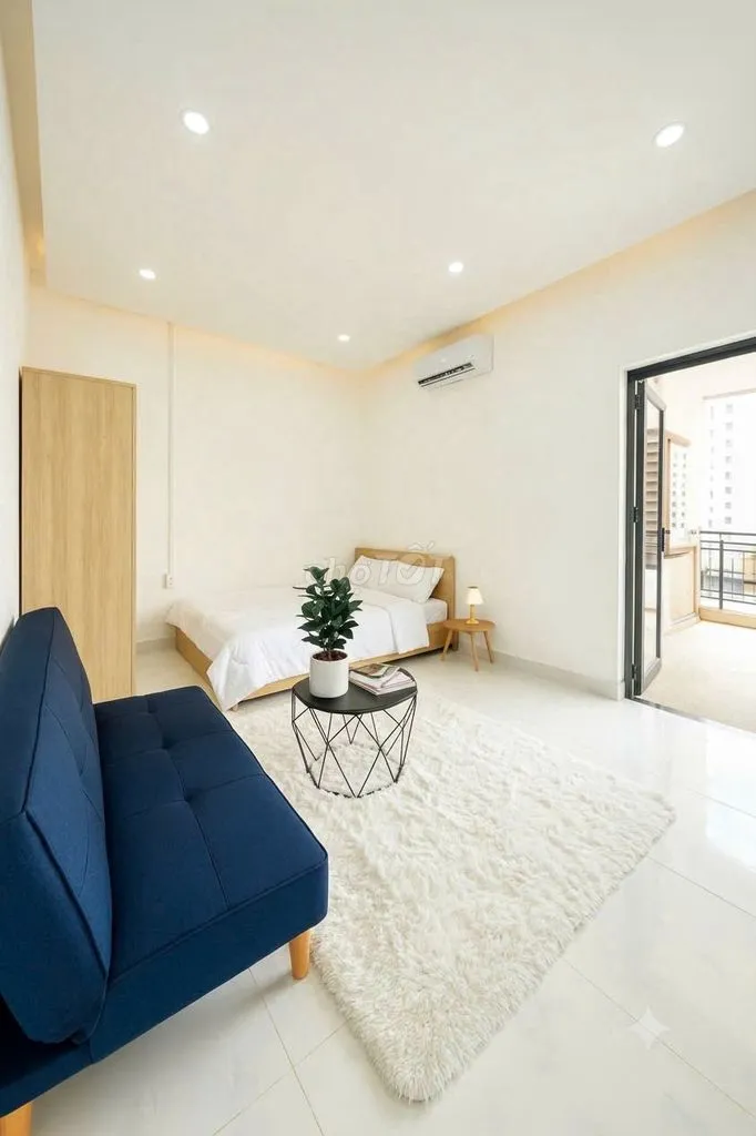 Phòng 50m² Ban công có sân rộng +Cho nuôi PET-Full nội thất gần Quận 1