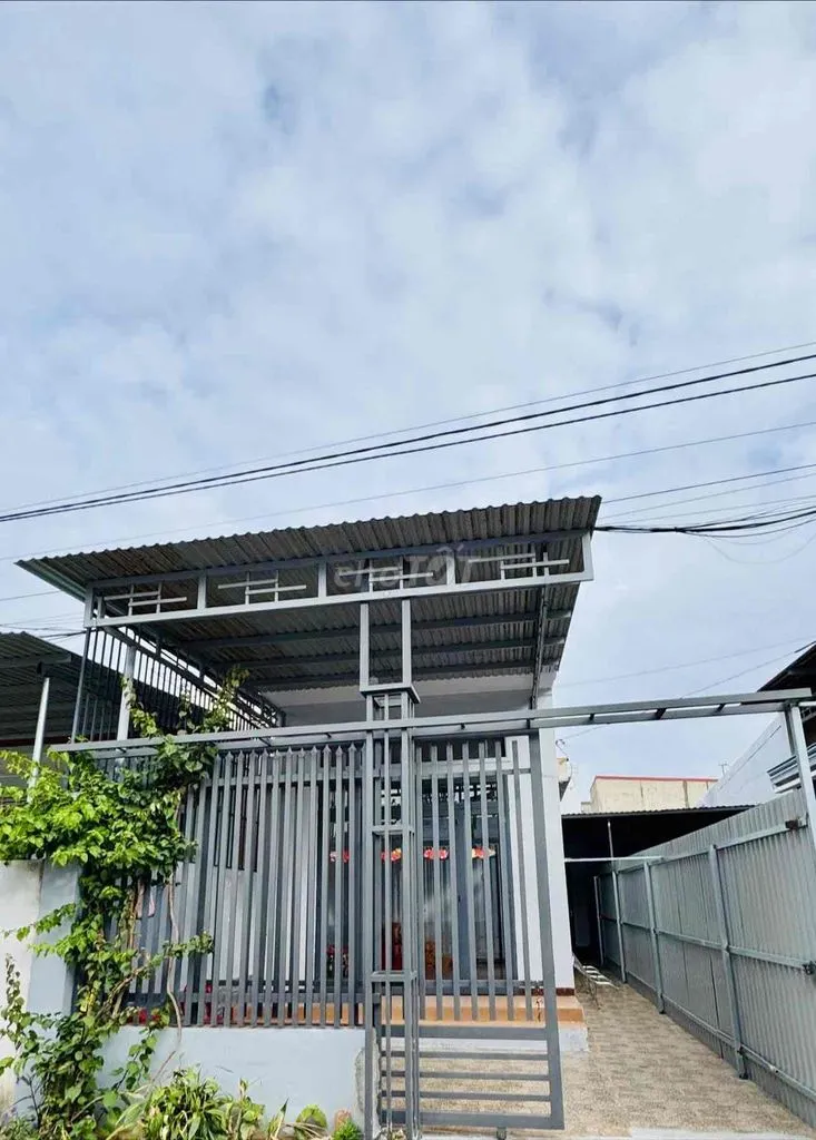 CHO THUÊ NHÀ MẶT TIỀN ĐƯỜNG Y KHU