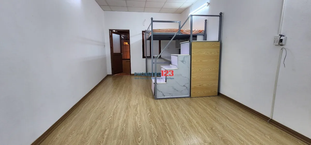 Cho thuê nhà riêng tại Ngõ 199 Lò Đúc, 8 triệu VND, 70m2, 2PN, 2WC