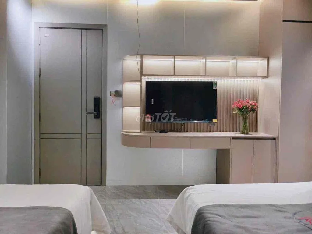 KHÁCH SẠN 6 TẦNG AN THƯỢNG PHỐ ĐI BỘ NẰM SÁT BIỂN