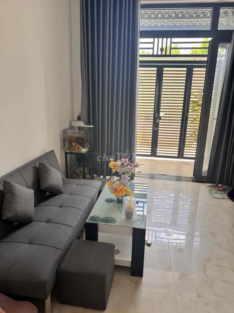 Cho thuê nhà nguyên căn đẹp Quận 12 giáp Gò Vấp
