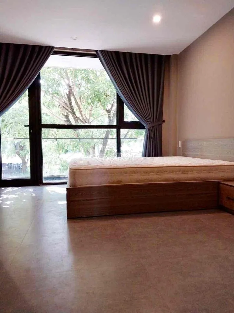 Cho thuê lâu dài nhà 2 tầng trục FPT shophouse, sát đường Nam Kỳ Khởi