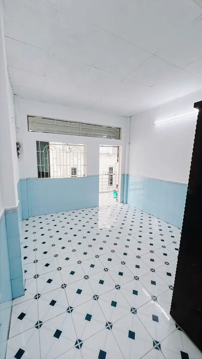 cho thuê phong ngay ĐH nguyễn tất thành