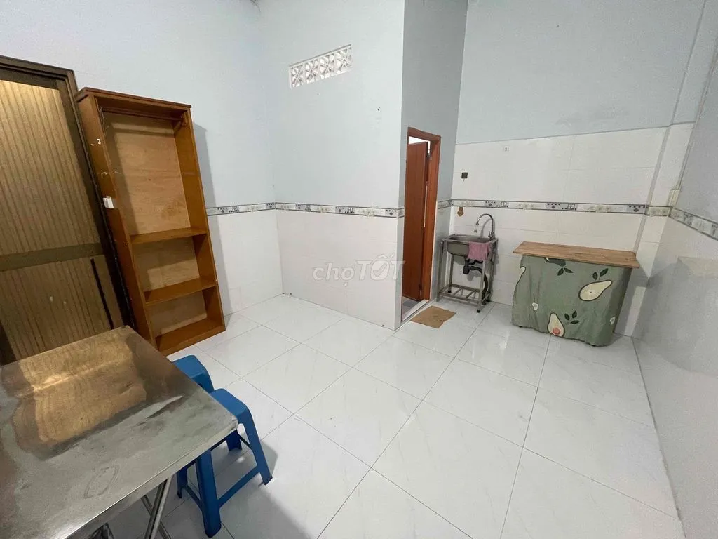 Cho thuê phòng trọ nội thất cơ bản