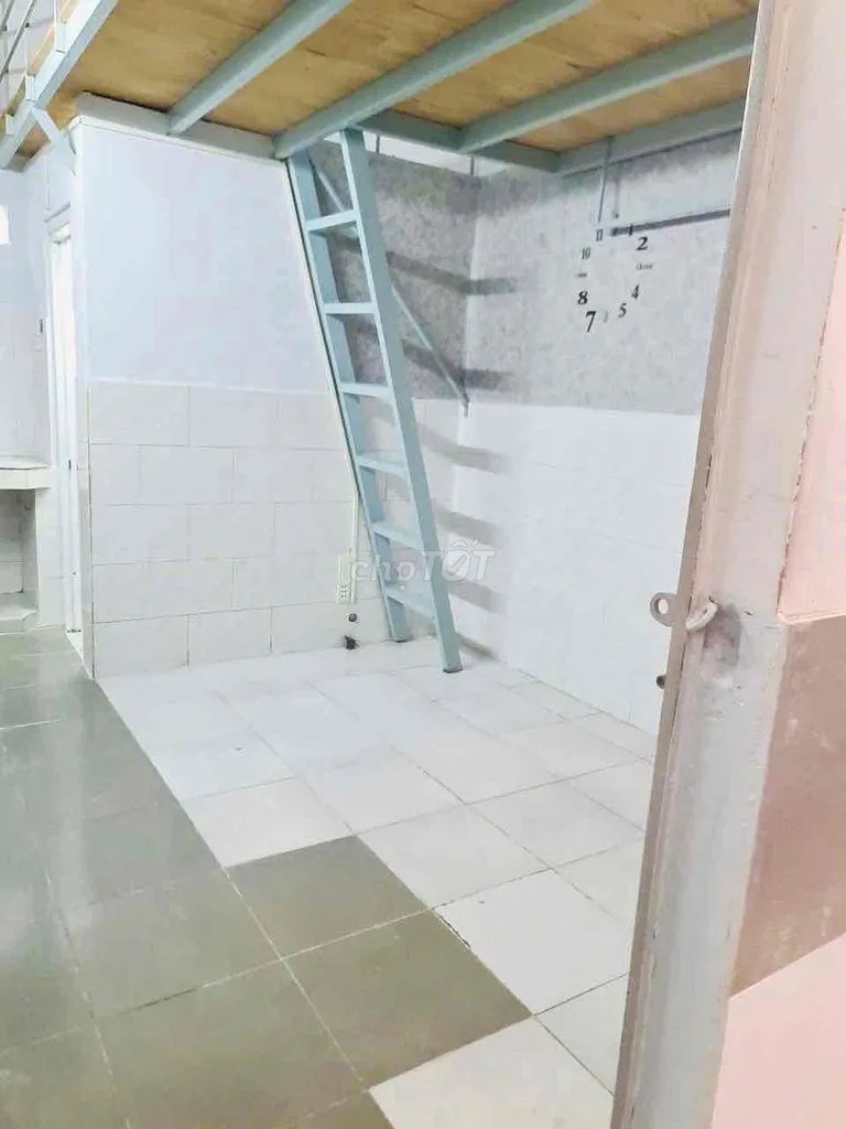 🏠 CHO THUÊ PHÒNG TRỌ GIÁ RẺ – QUẬN 7 🏠( Miễn môi giới)