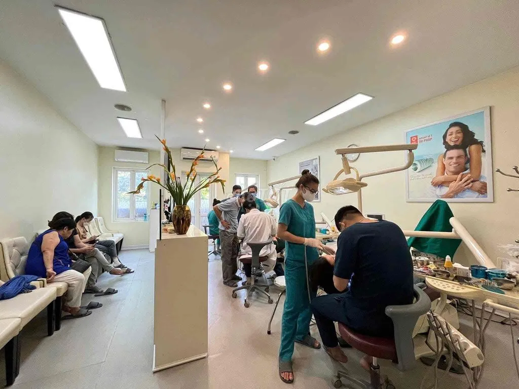 Cần cho thuê mặt phố 49 kim mã 85 m2 MT 6,5 mx5T giá 52 tr/1 tháng