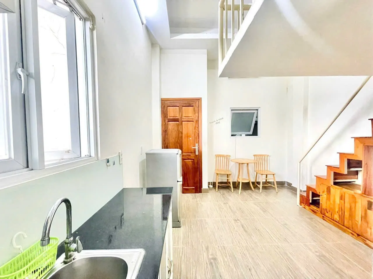 Duplex cửa sổ full nội thất ngay học viện Hàng Không, Tân Bình