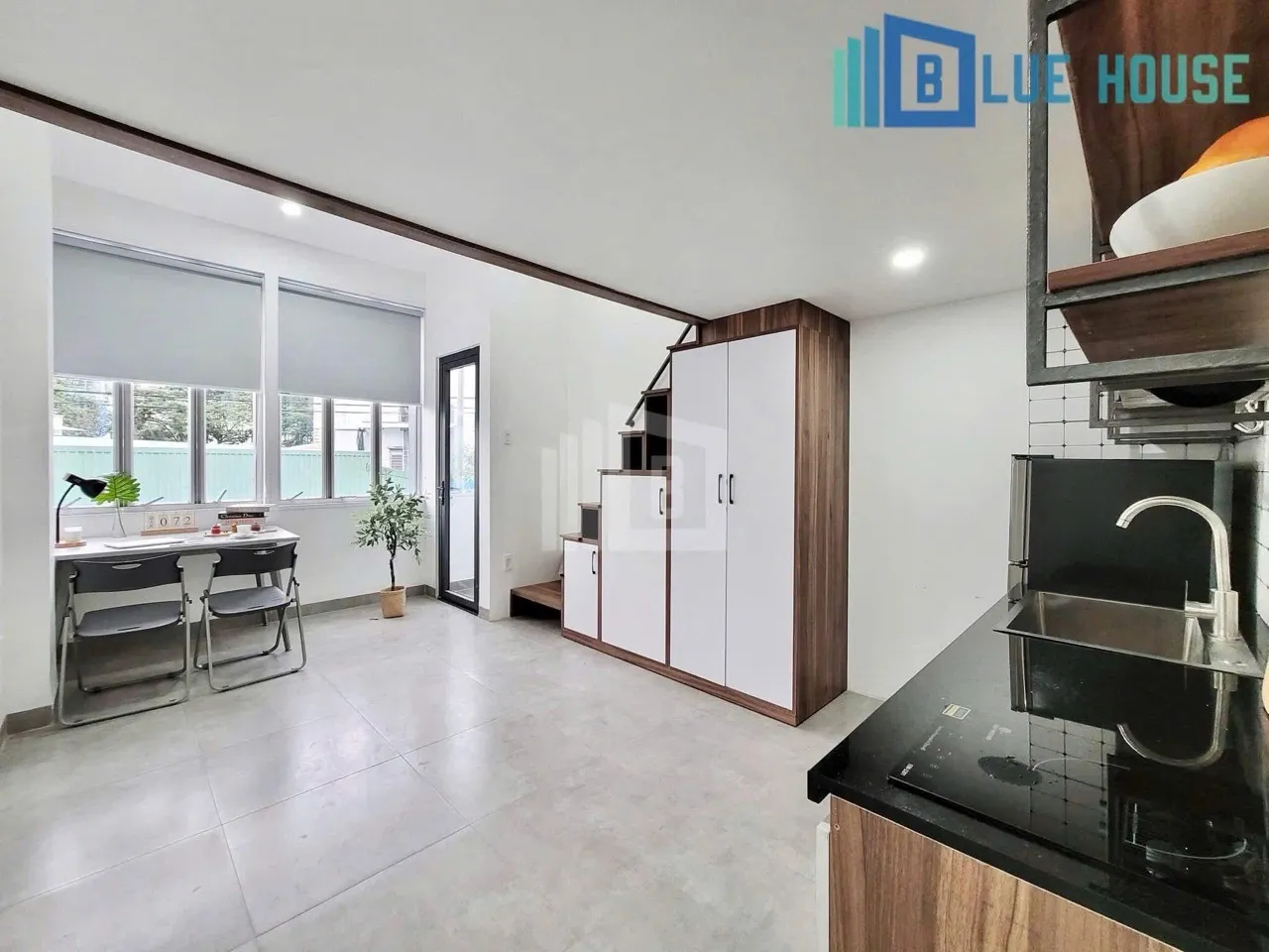 DUPLEX CỬA SỔ TRỜI 5’ RA ĐẠI HỌC VĂN HIẾN - TÂN BÌNH