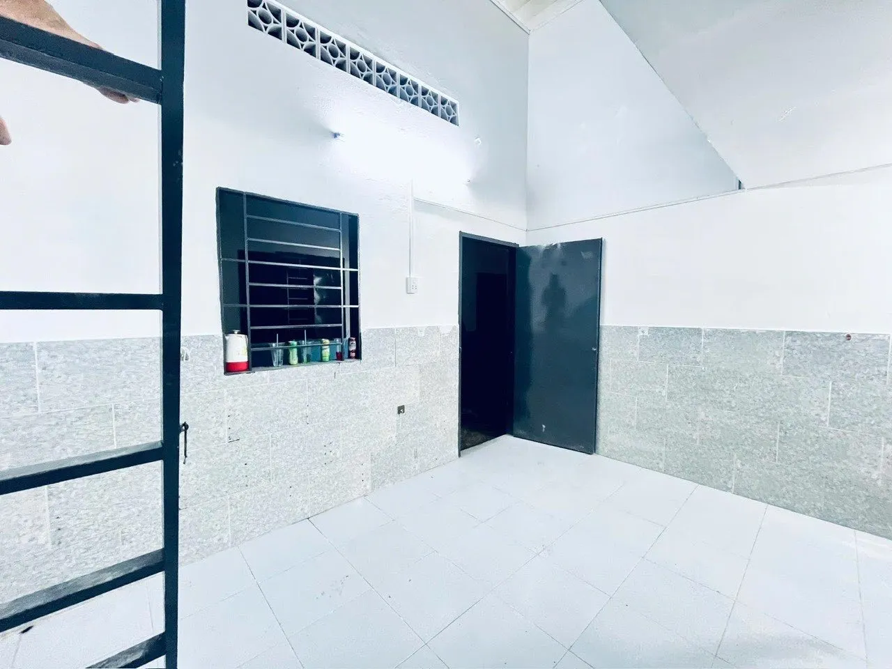 Cho thuê phòng trọ đầy đủ tiện nghi ngay tại Đường số 18, KP Bình Minh 2, Phường Dĩ An, Thành phố Dĩ An