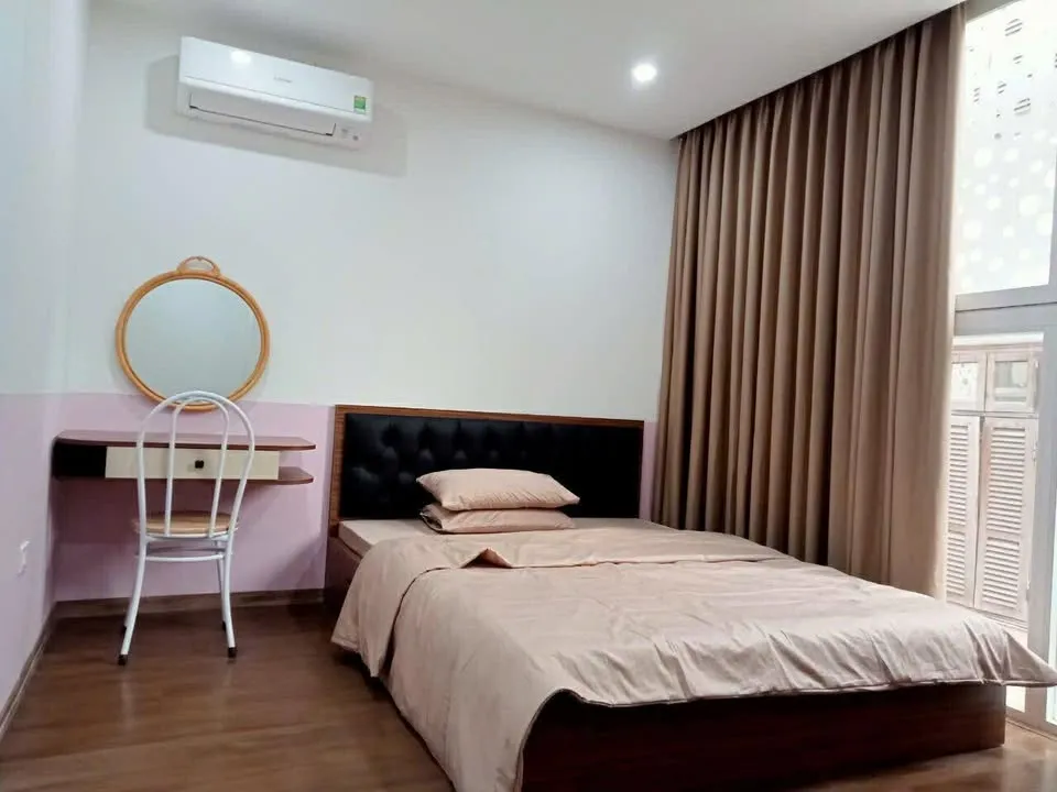 Căn hộ số 12, ngách 64, ngõ 44 đường Trần Thái Tông, phường Dịch Vọng Hậu, quận Cầu Giấy, Hà Nội.