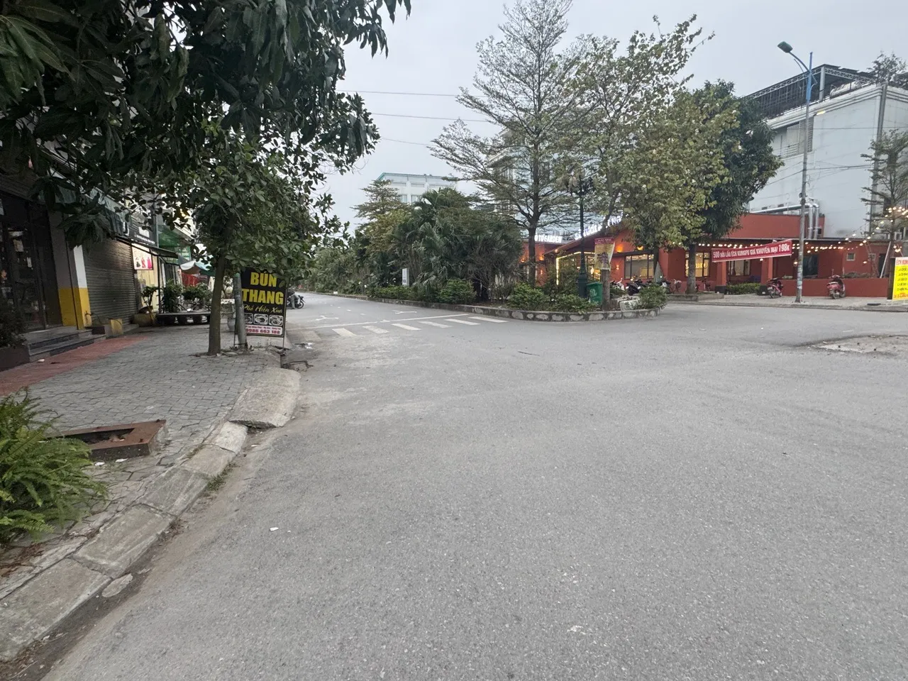 Cho thuê phòng trọ khép kín khu đô thị Lạc Hồng Phúc Mỹ Hào Hưng Yên. Gần khu công nghiệp Thăng Long, phố Nối B , phố  nối A bán kính 4km, đầy đủ tiện ích. 