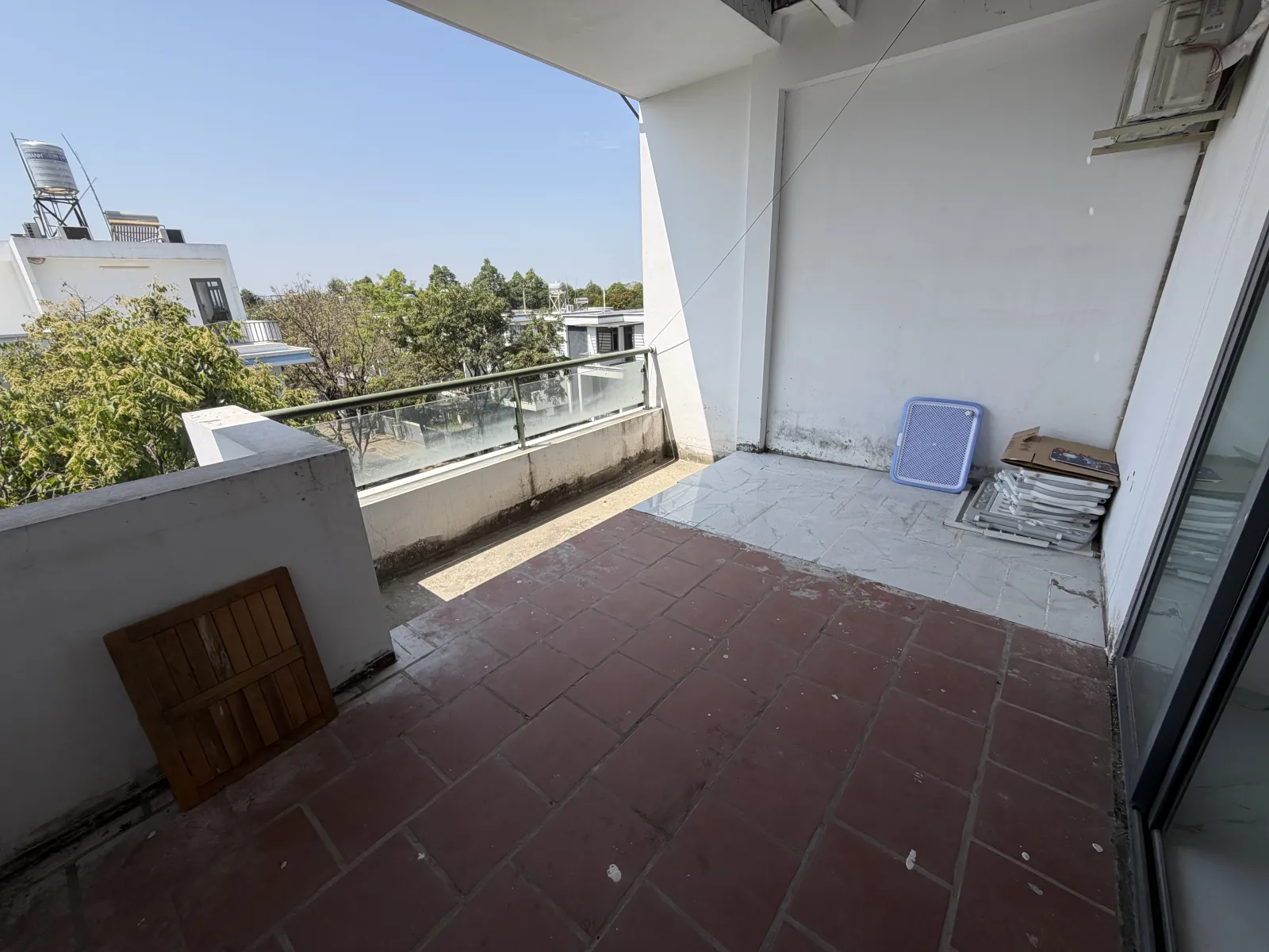 CHO THUÊ CĂN HỘ 50m² NGAY TẠI LÃ XUÂN OAI, QUẬN 9
