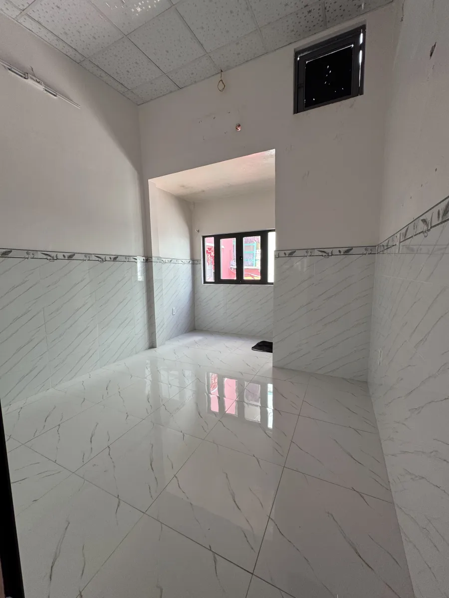 CHÍNH CHỦ CHO THUÊ NGUYÊN CĂN QUẬN 4 – GIÁ 9TR - THƯƠNG LƯỢNG NẾU DỌN VÀO THÁNG 4