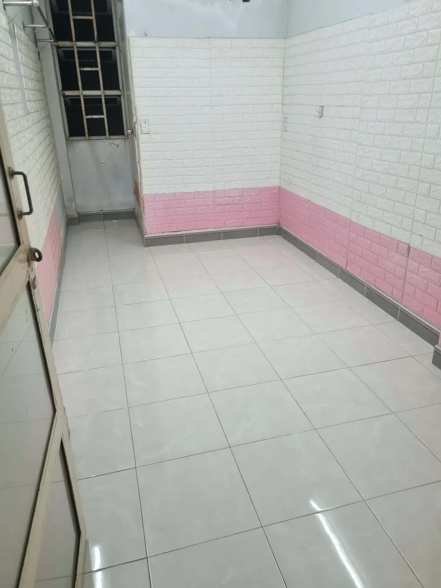 Phòng trọ cho thuê tại trung tâm Quận 10, sát công viên Lê Thị Riêng