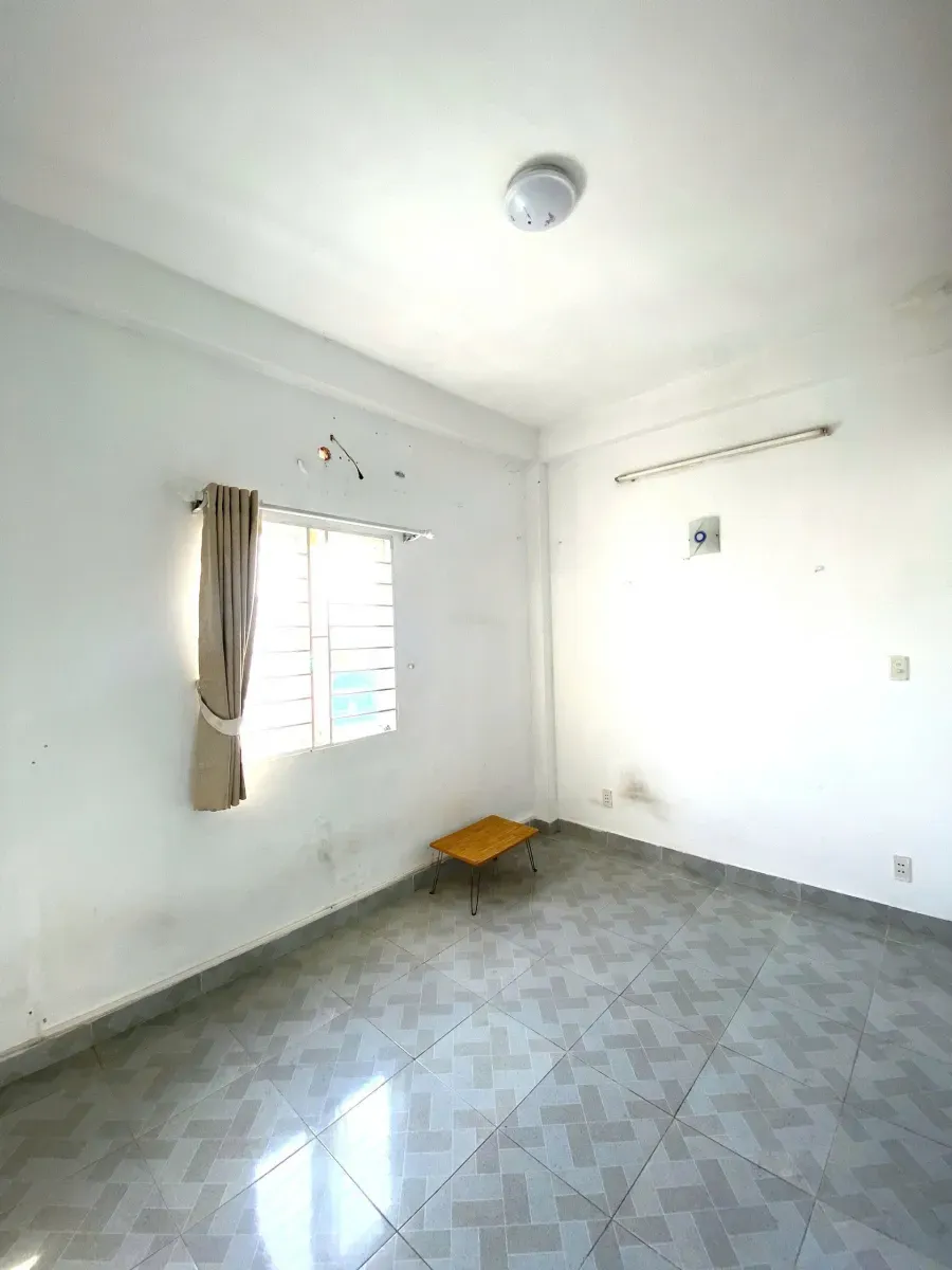 Cho thuê phòng cửa sổ trời, ngay Lotte, TDTU ở Lê Văn Lương, Q7