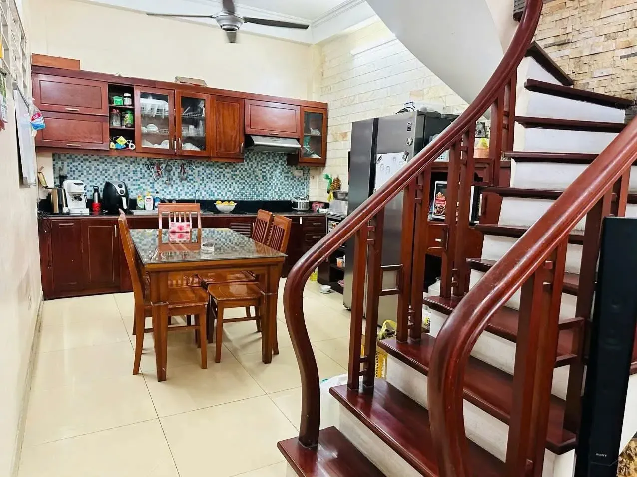 CHO THUÊ  PHÒNG– ĐỊNH CÔNG THƯỢNG - ĐẦY ĐỦ TIỆN NGHI
