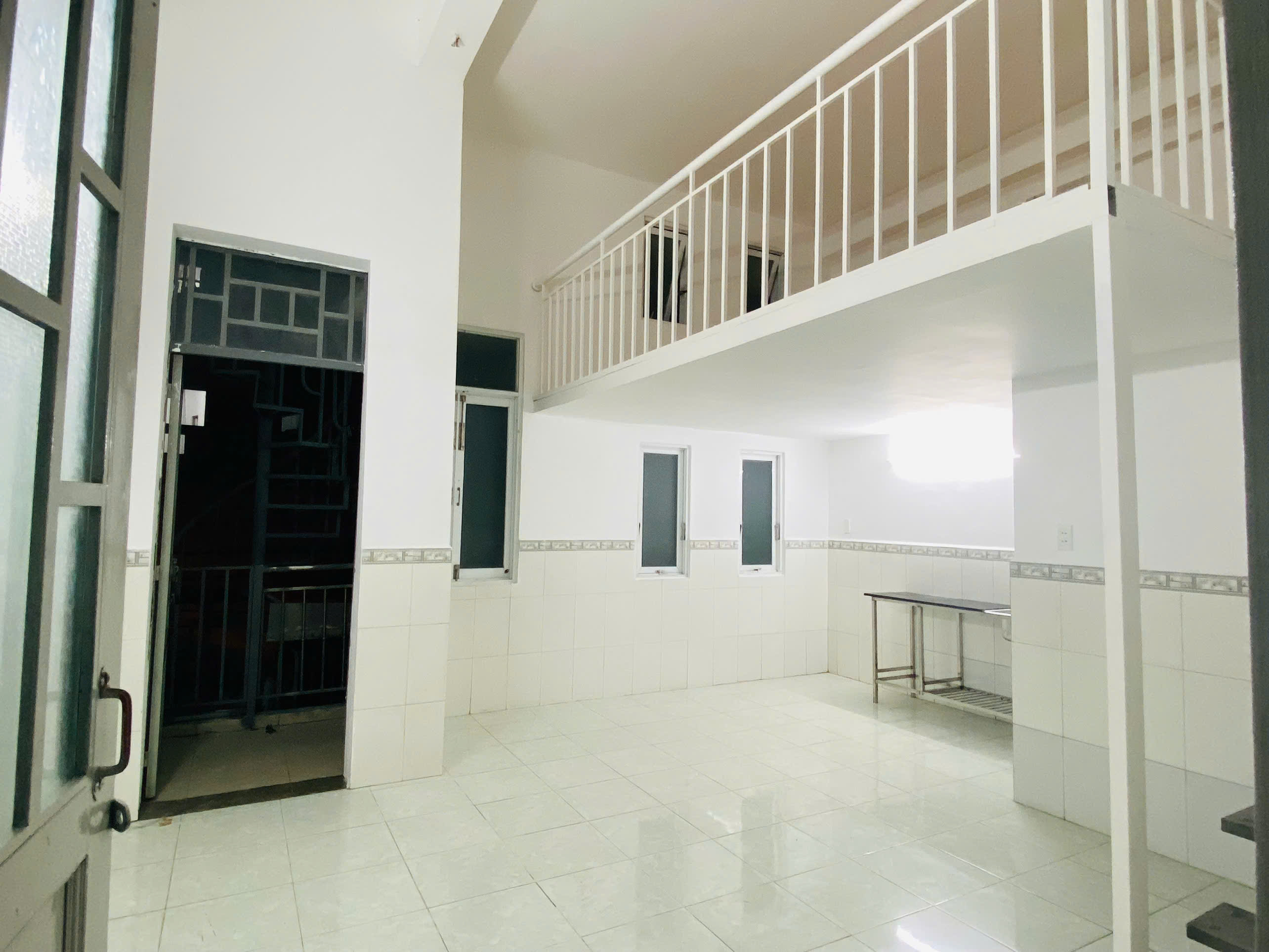 CHÍNH CHỦ CHO THUÊ PHÒNG PHƯỚC LONG A, PHÒNG RỘNG, GIỜ GIẤC TỰ DO