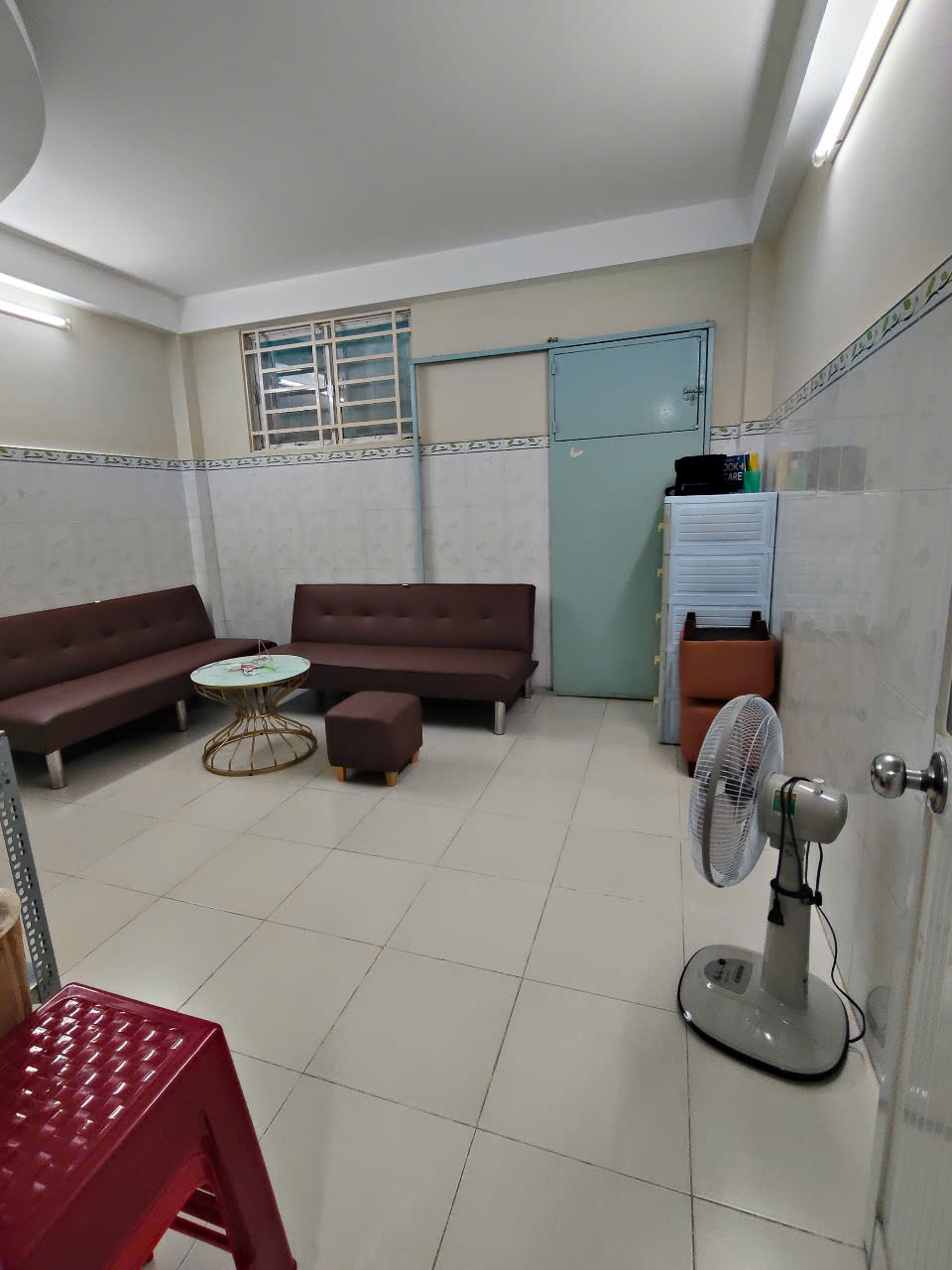 Phòng Trọ cho Nữ thuê , sạch sẽ thoáng mát ,gần chợ Long Vân Tự ,Gần ngã 4 Hàng Xanh