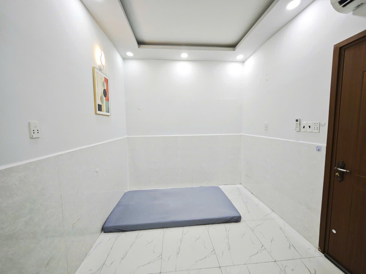 CHO THUÊ PHÒNG TÁCH BẾP GẦN SÂN BAY