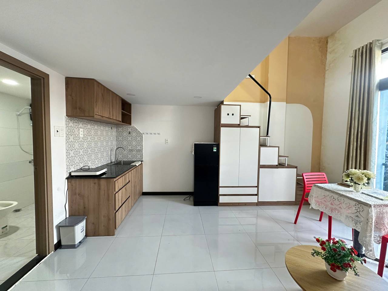 Duplex ban công, cửa sổ, trung tâm Quận 7, kế Lotte, UFM, TDTU, Rmit, Vivo