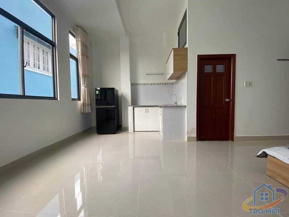 Phòng trọ Sinh viên có ban công riêng Quận Tân Bình 28m²