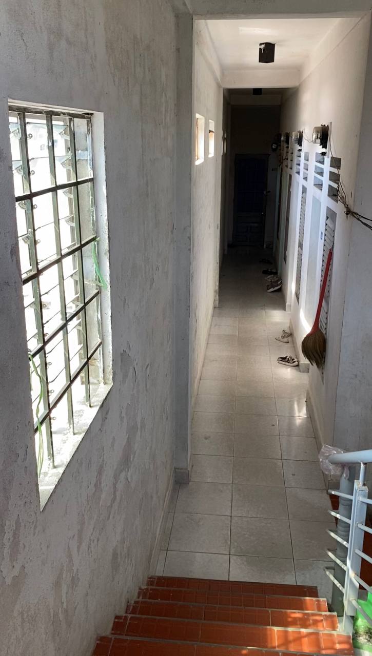 nhà 3 tầng cho thuê trọ vệ sinh trong đường Trần Phú