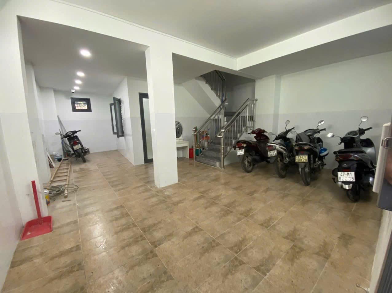 Nhà trọ 105/1b đường Chương Dương, Linh Chiểu, Thủ Đức, Thành phố Hồ Chí Minh