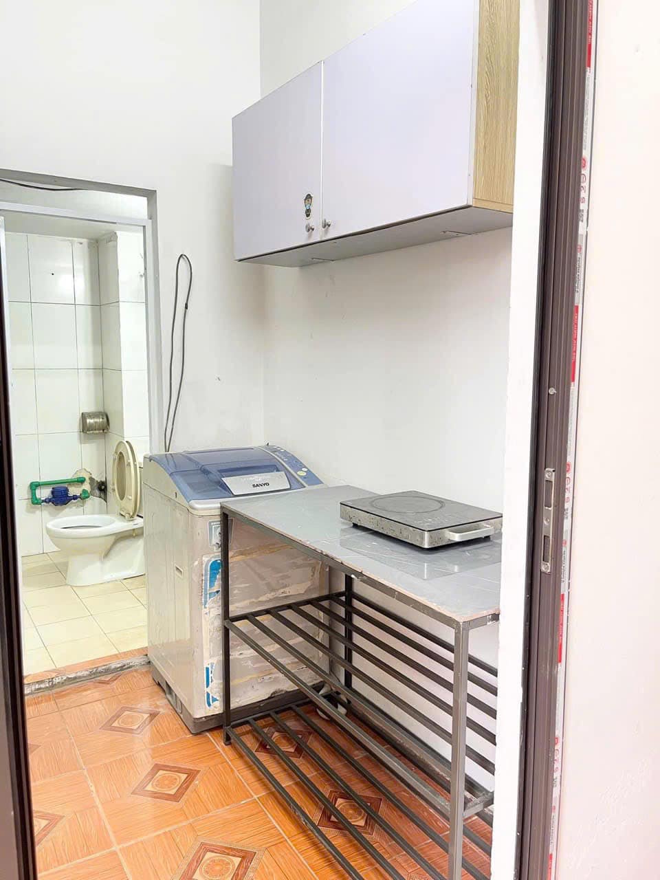 Nhà Trọ Số 20, Ngõ 196 Trần Duy Hưng, Cầu Giấy, Hà Nội