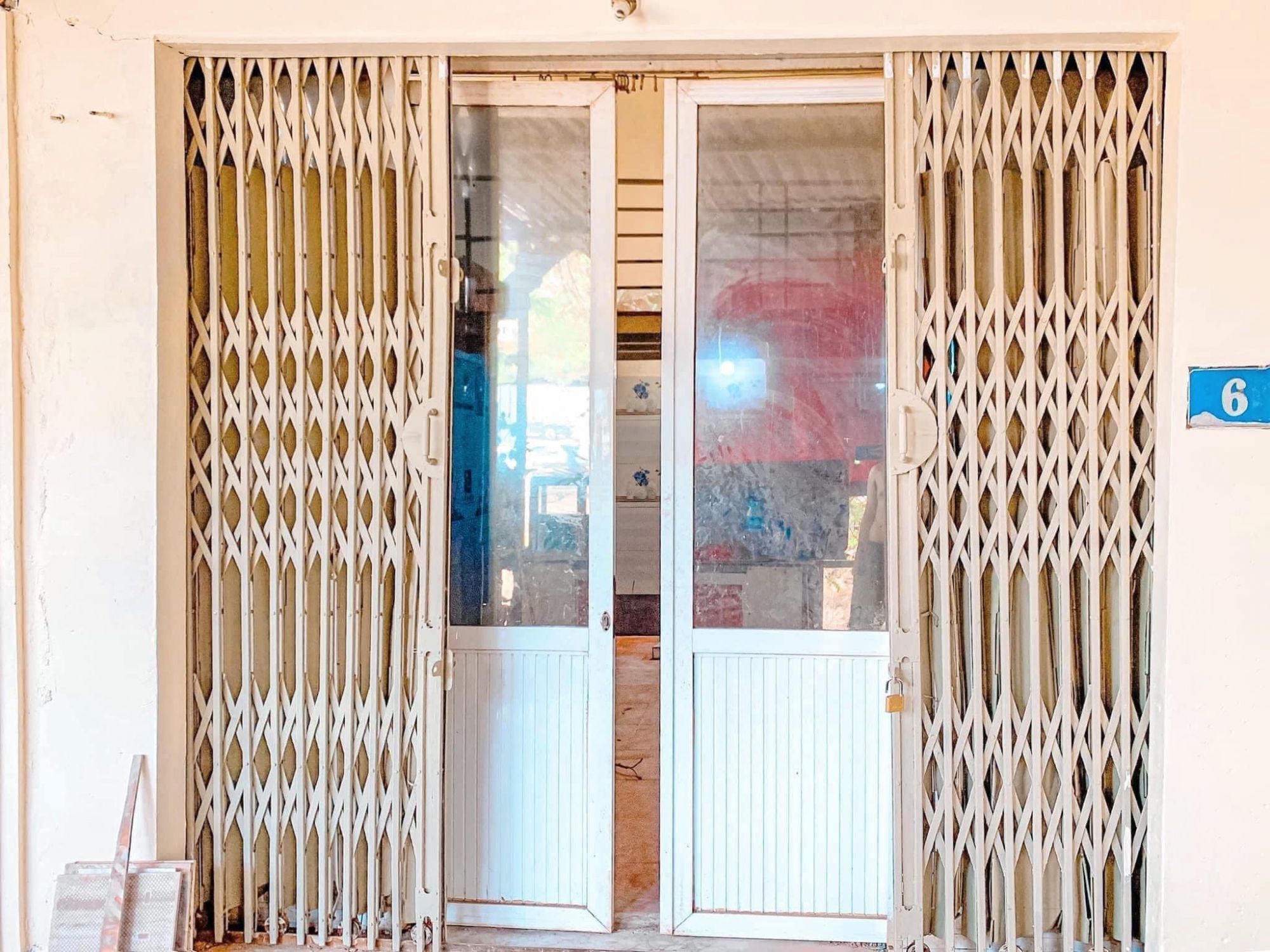 Nhà Trọ Số 6, Ngõ 1 Phố Tân Khai, Phường Vĩnh Hưng, Quận Hoàng Mai, Hà Nội.