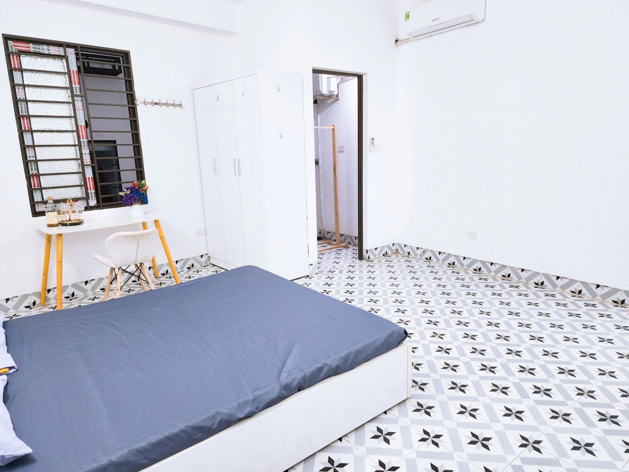 Nhà Trọ Ngõ 180 Phú Thượng, Tây Hồ, Hà Nội