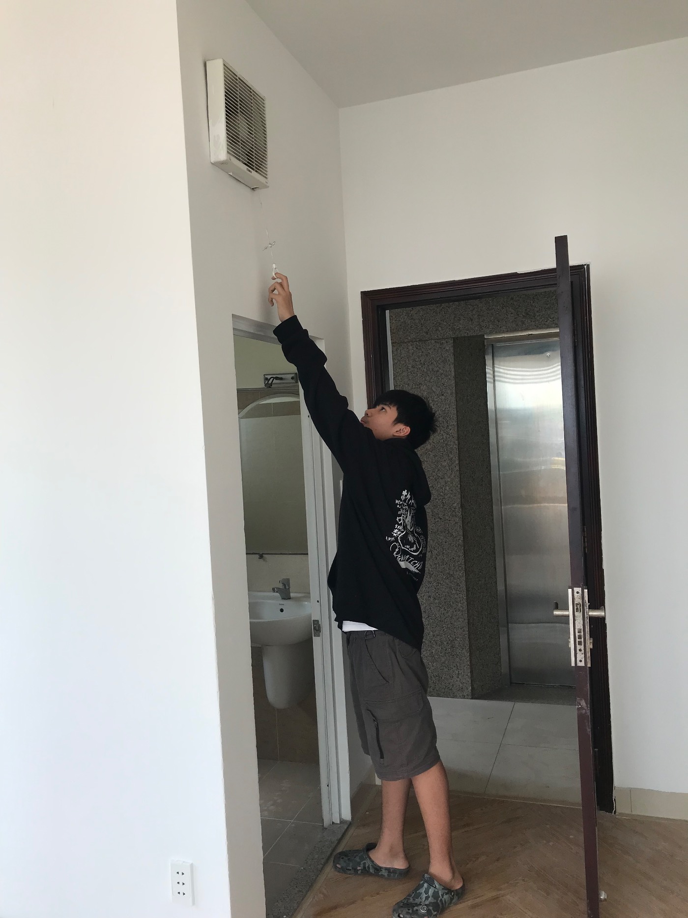 Nhà Trọ Tại 8 Ngô Tất Tố, Phường 19, Quận Bình Thạnh