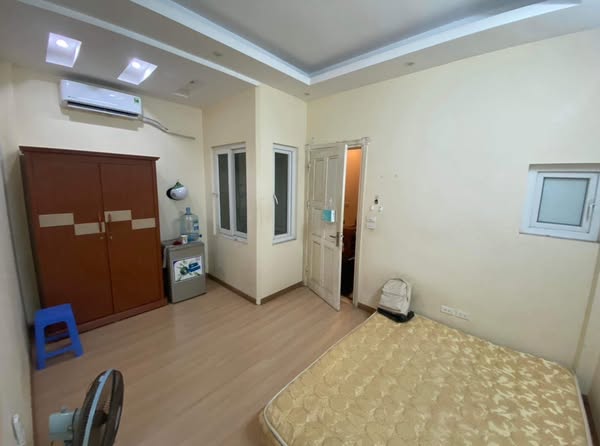 Nhà trọ Đầu ngõ 125 Phố Vương Thừa Vũ, Khương Trung, Thanh Xuân, Hà Nội