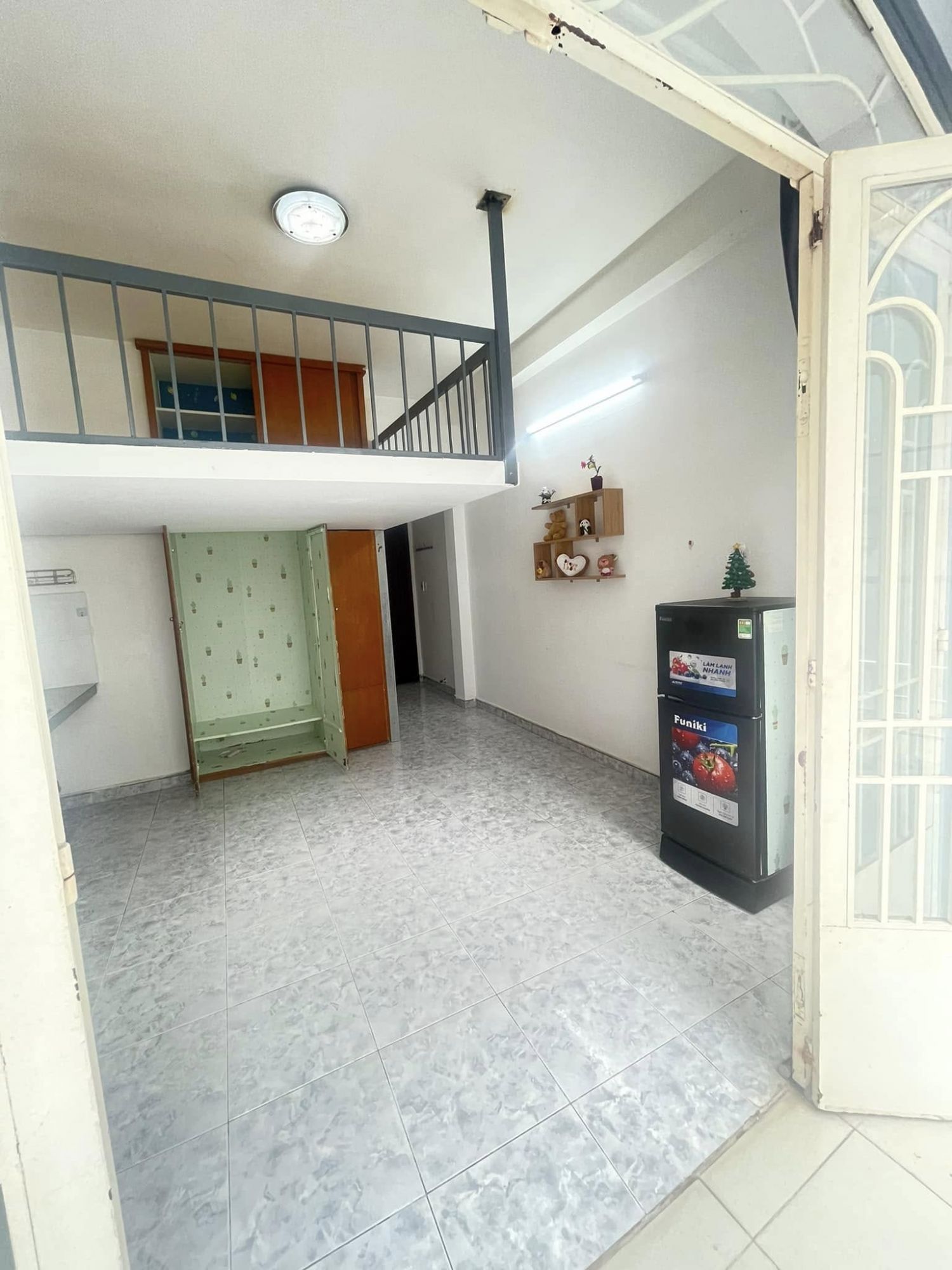 Nhà Trọ 73/2 Ni Sư Huỳnh Liên, Phường 10, Tân Bình, Thành Phố Hồ Chí Minh