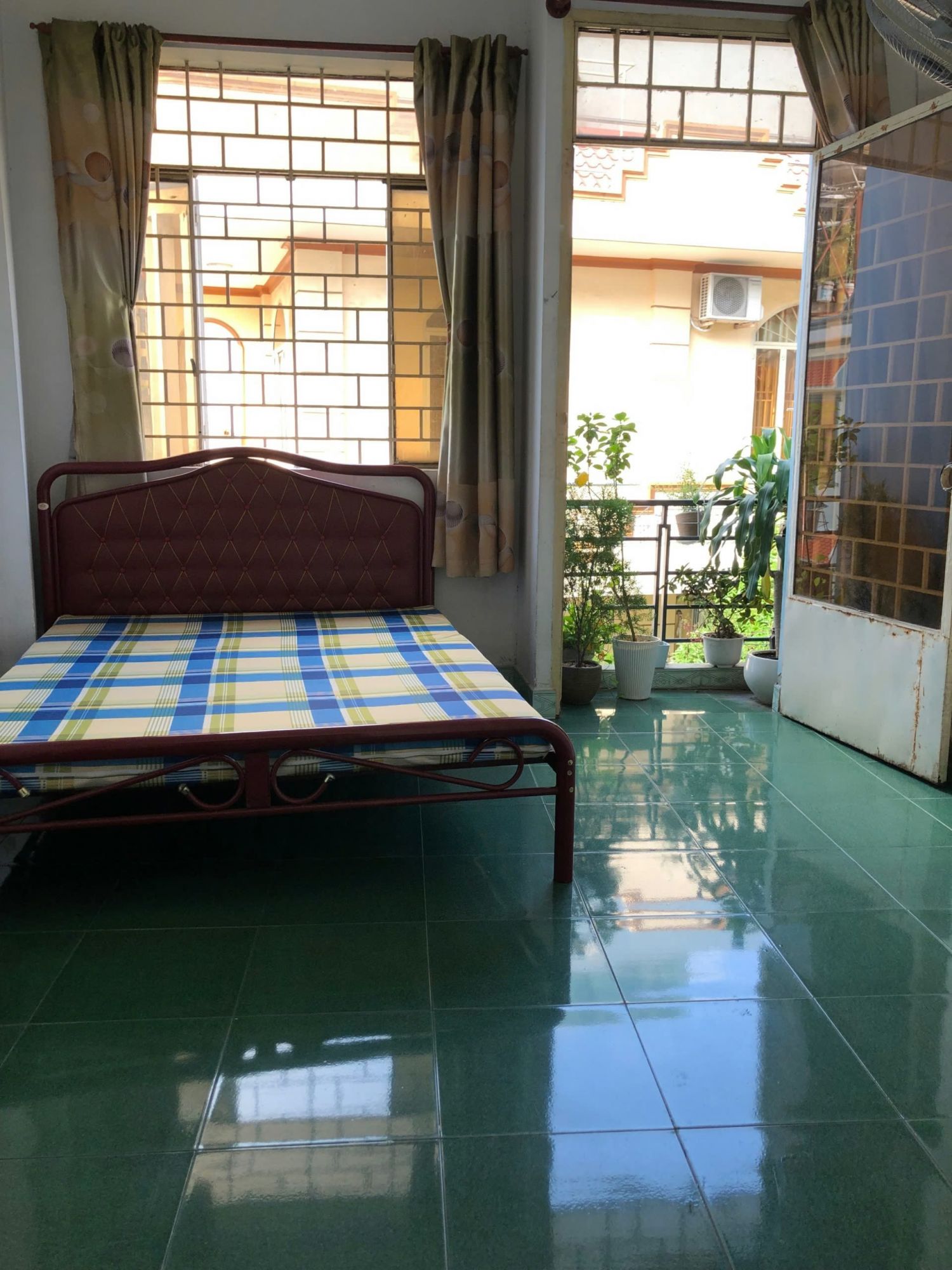 Nhà Trọ Hẻm 124 Cộng Hoà, Phường 4, Tân Bình, Hồ Chí Minh