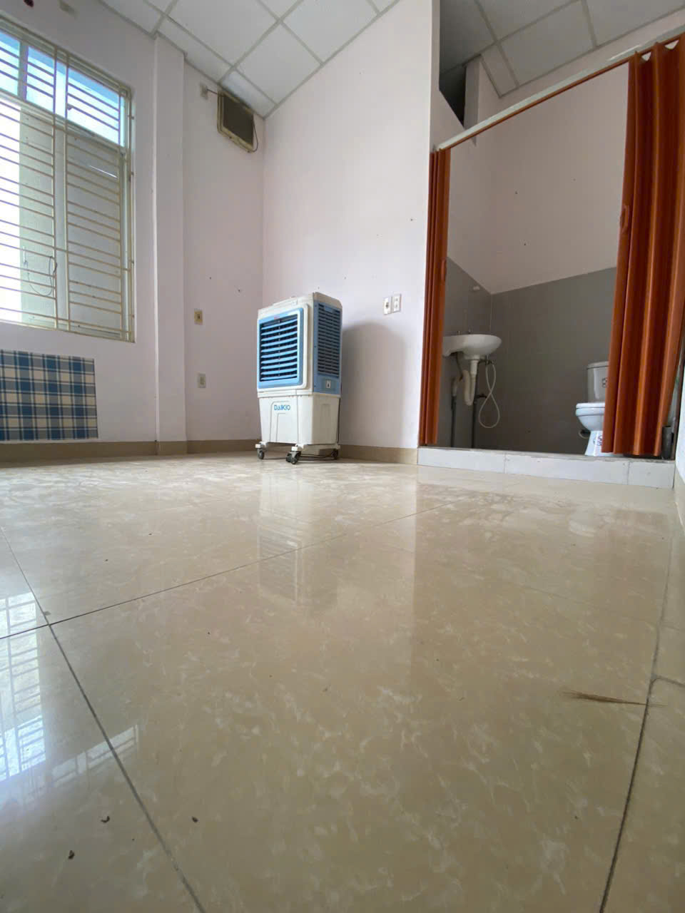 Nhà trọ cho nữ thuê số 176 Phan Chu Trinh, Phường Phước Vĩnh, Thành phố Huế, Tỉnh Thừa Thiên Huế